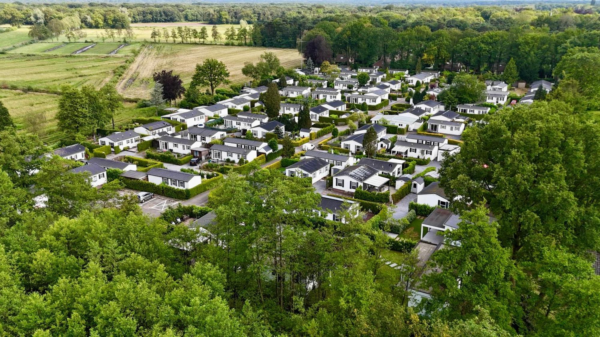 Holiday Inn 30 # Airco # Hygiene # Efteling # Hiking & Biking Oisterwijk Ngoại thất bức ảnh